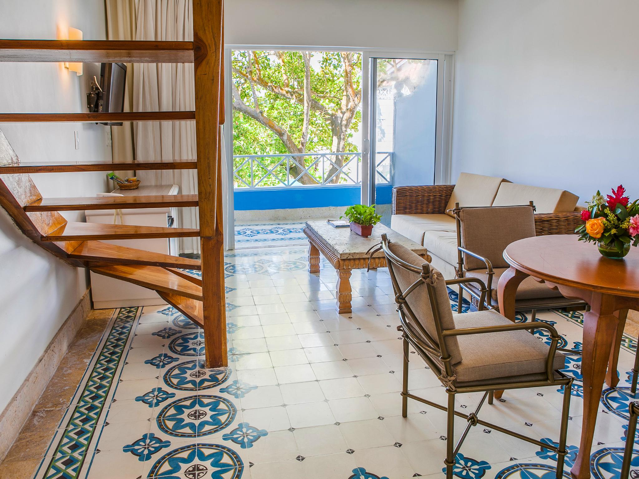 Hotel Las Americas Casa De Playa Cartagena Eksteriør bilde A suite at the hotel
