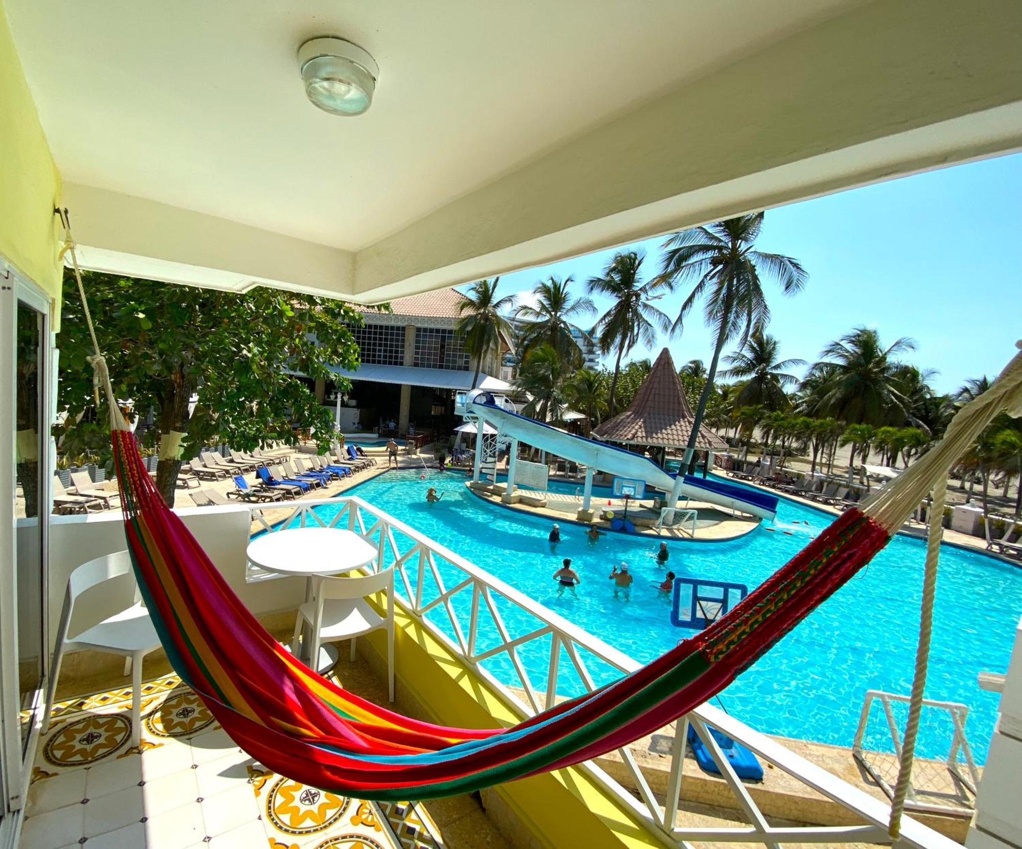 Hotel Las Americas Casa De Playa Cartagena Eksteriør bilde Hammock on a balcony